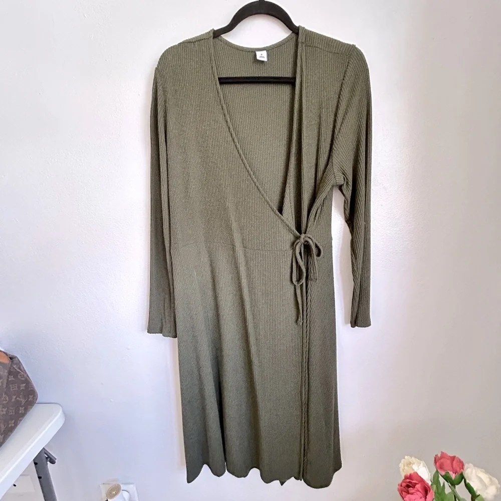 Wrap around dress Olive color Size XL - Picture 1 of 5
